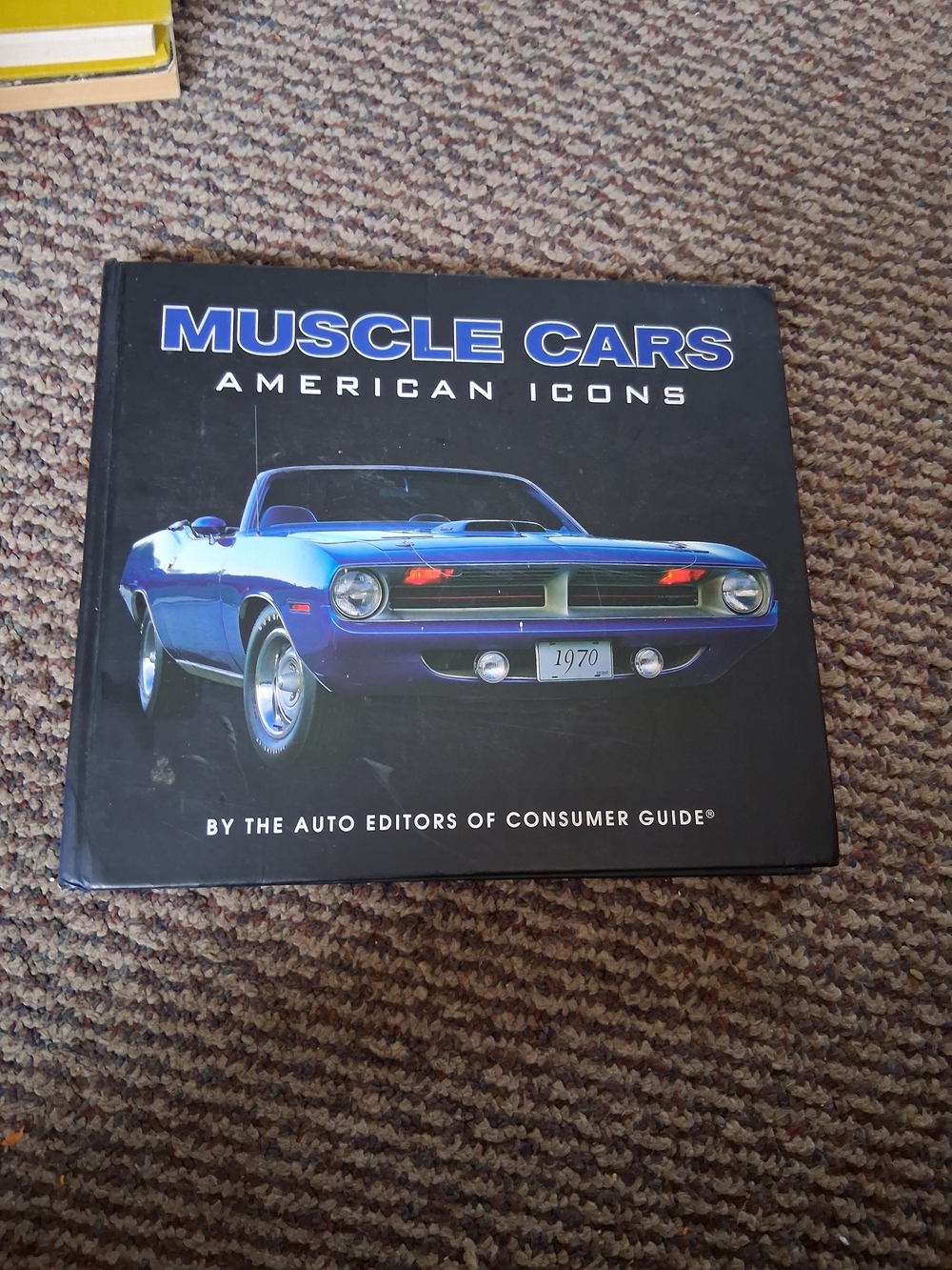 Muscle Cars American Icons Book - Blue Cover